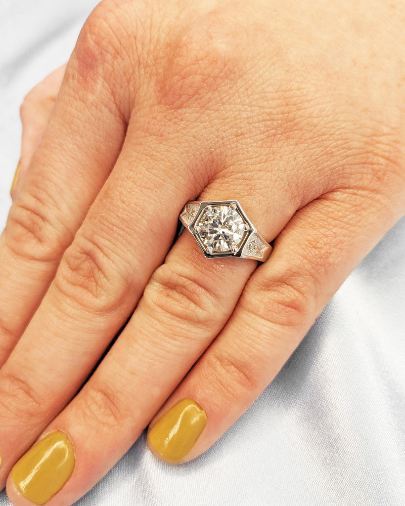 Unique Hexagon Round Moissanite Ring, Antique Hexagon Bezel Setting, Vintage Inspired Gold Antique Ring, Round Hexagon Setting Art Deco Ring