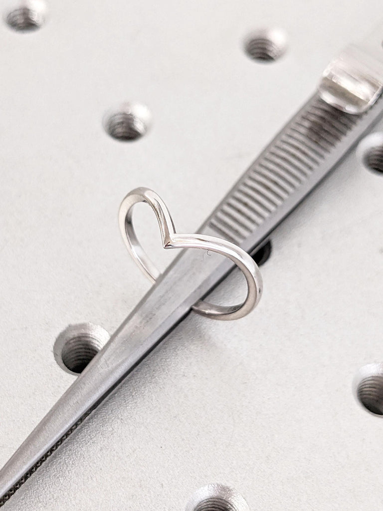 Solid Gold Rings for Women | V Shaped Stacking Ring | Curved Wedding Ring | Matching Ring | Delicate Everyday Ring | Simple Wedding Band