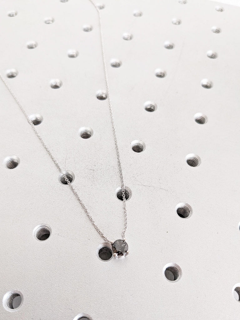 14k White Gold Minimalist Necklace