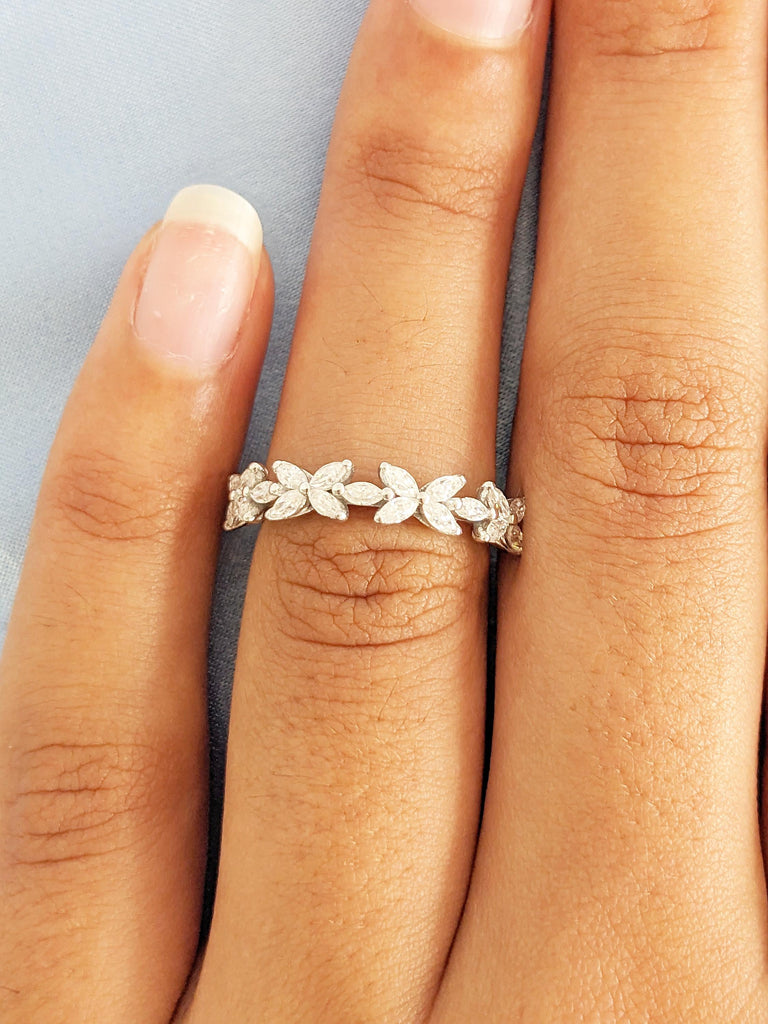 Marquise Cut Moissanite Wedding Ring