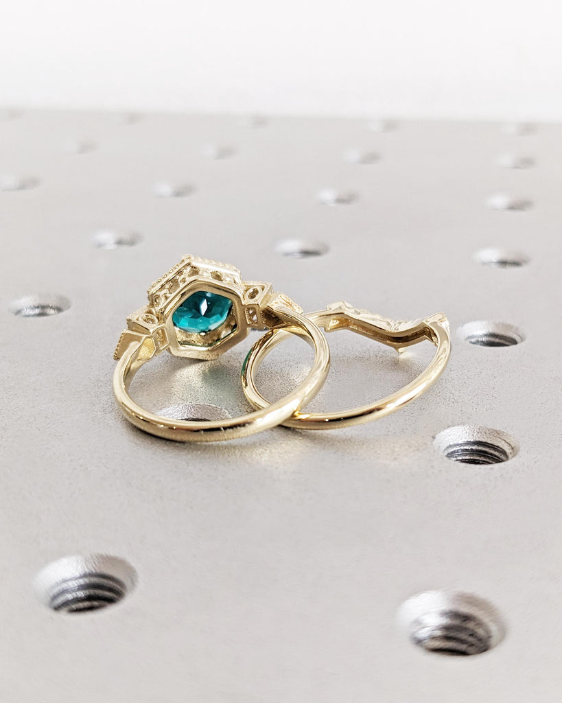 2pc Bridal Set, Emerald Ring & Matching Band Set, Vintage Art Deco Engagement Ring Set, Milgrain 14K Yellow Gold Wedding Ring Set for Women