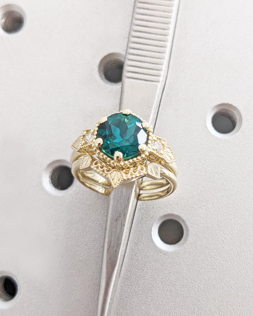 2pc Bridal Set, Emerald Ring & Matching Band Set, Vintage Art Deco Engagement Ring Set, Milgrain 14K Yellow Gold Wedding Ring Set for Women