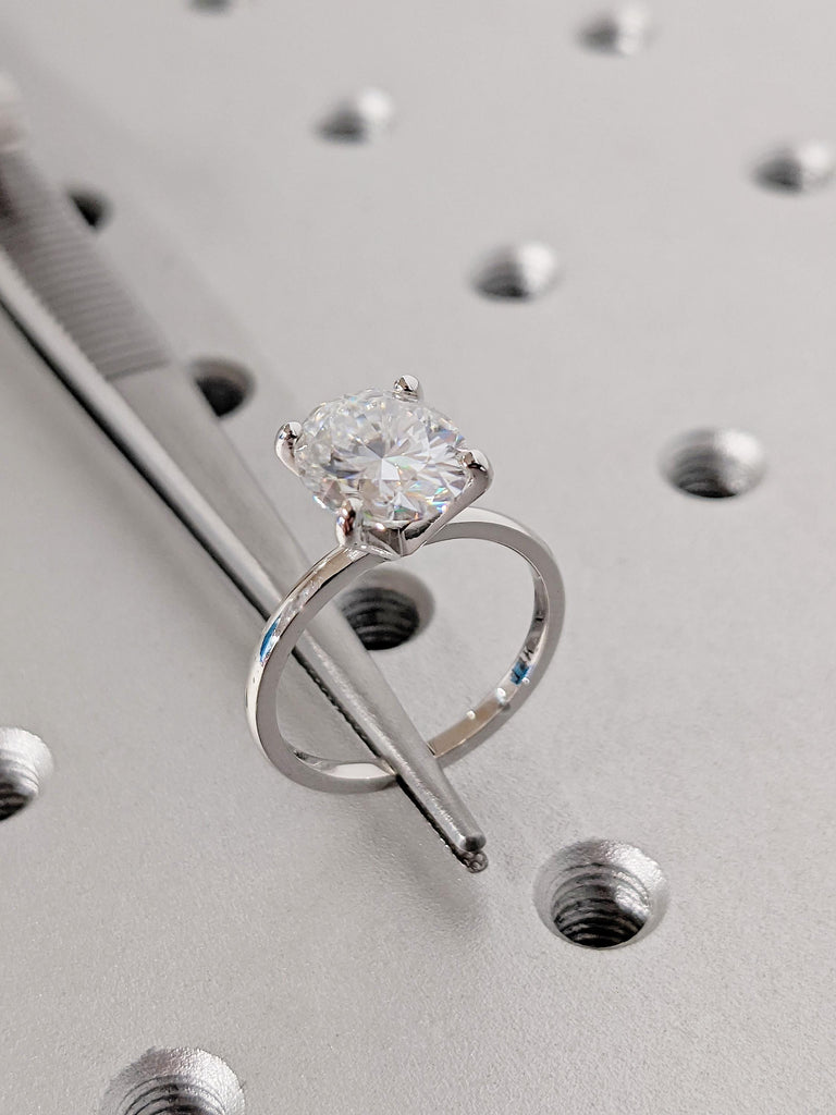 Solitaire Oval Moissanite Engagement Ring, 14K White Gold Minimalist anniversary Ring, Statement Ring, Stackable Ring, Simple promise Ring