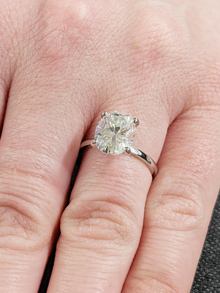 Solitaire Oval Moissanite Engagement Ring, 14K White Gold Minimalist anniversary Ring, Statement Ring, Stackable Ring, Simple promise Ring