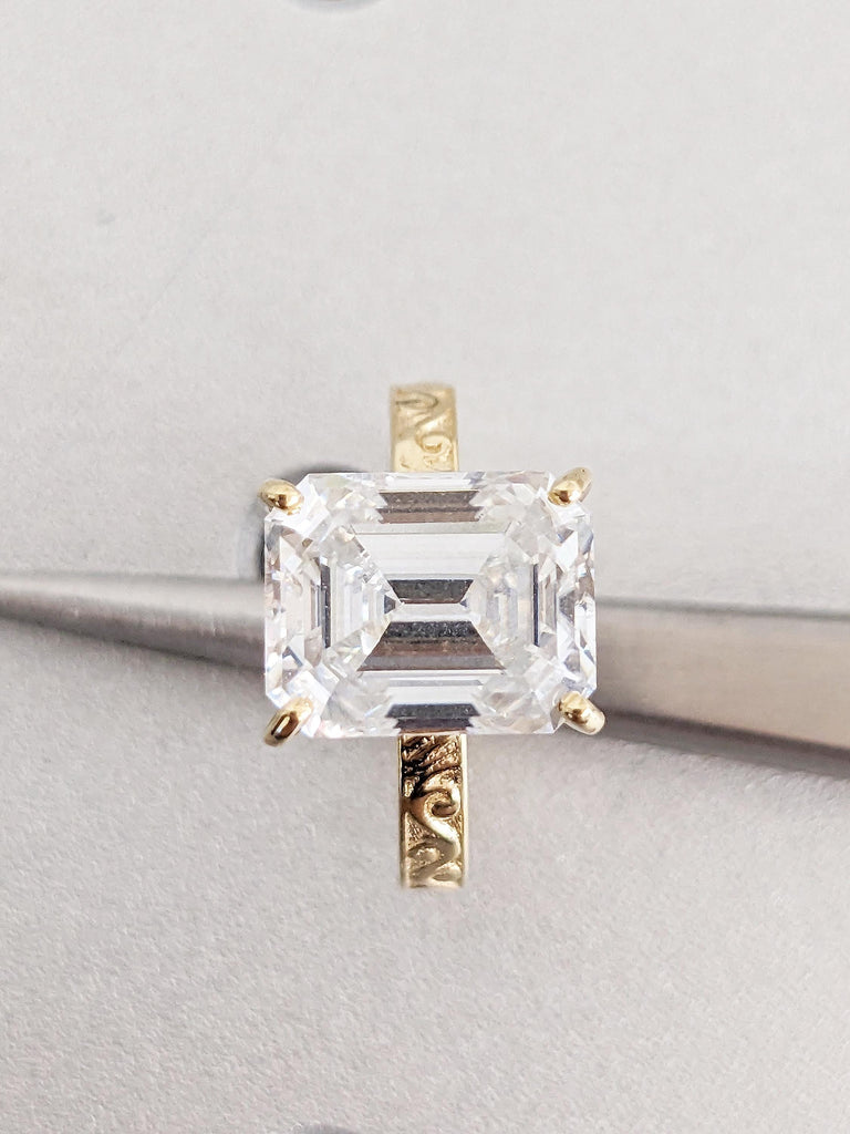 Unique Moissanite Solitaire Ring