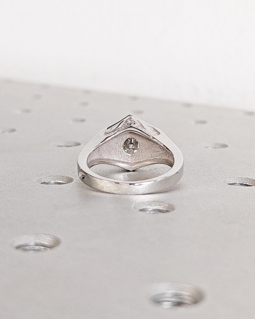 Unique Hexagon Round Moissanite Ring, Antique Hexagon Bezel Setting, Vintage Inspired Gold Antique Ring, Round Hexagon Setting Art Deco Ring