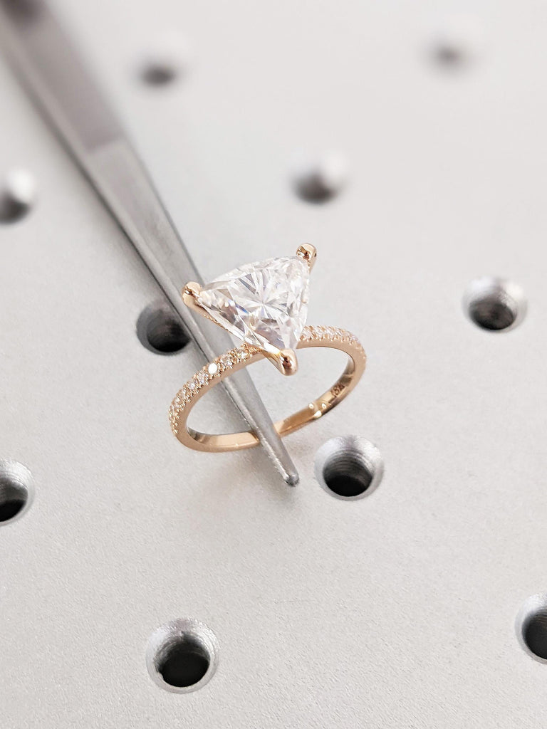 18K Rose Gold Trillion Moissanite Engagement Ring, Trillion Cut Diamond Ring, Diamond Pavé Band, Timeless Wedding Ring, Thin Stackable Ring
