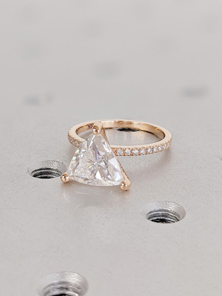 18K Rose Gold Trillion Moissanite Engagement Ring, Trillion Cut Diamond Ring, Diamond Pavé Band, Timeless Wedding Ring, Thin Stackable Ring