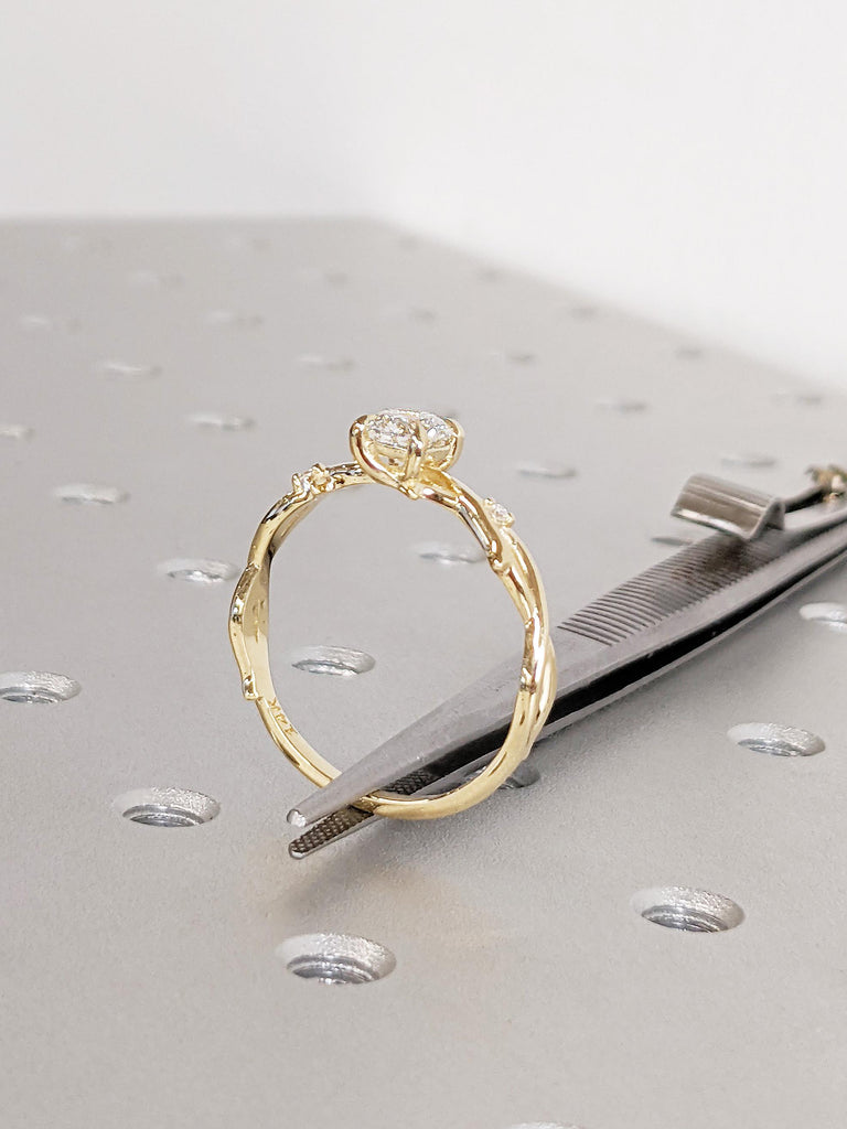 Twisted Vine Round Moissanite Diamond Engagement Ring, Rustic 14K Solid Yellow Gold Nature Ring, Dainty Claw Prongs, Cottagecore Aesthetic