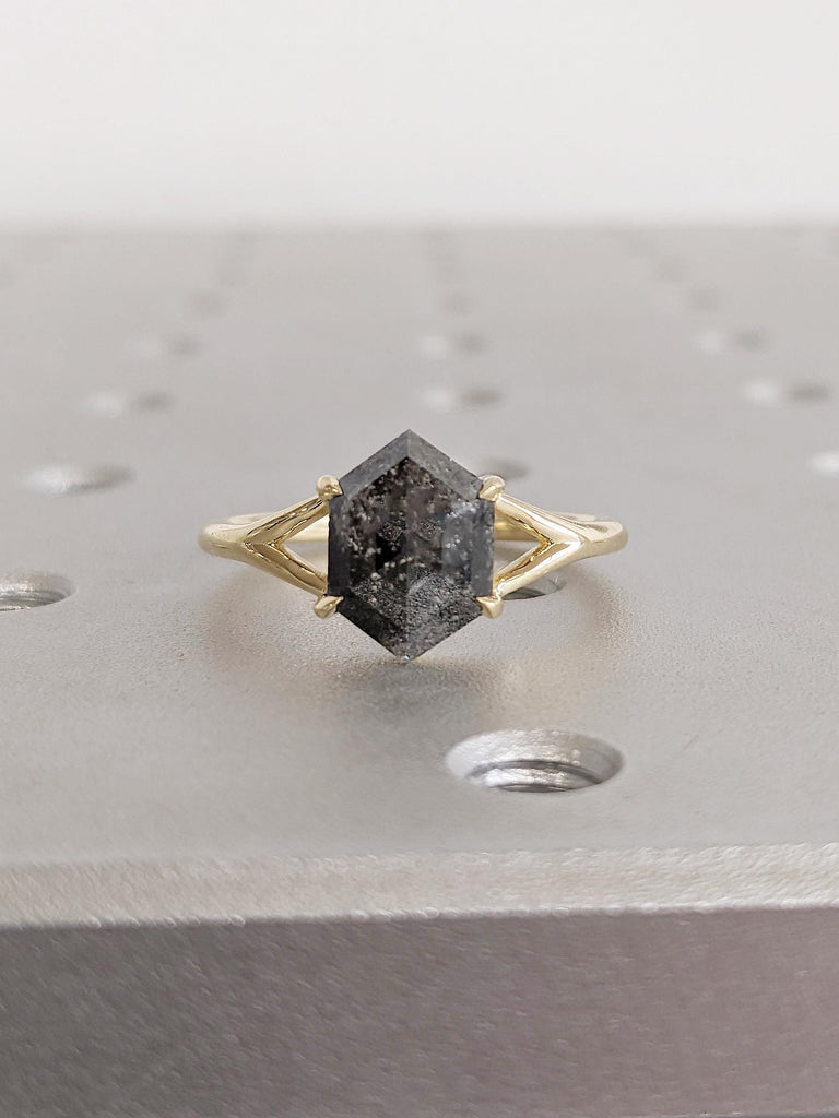 Hexagon Cut 14k Solid Gold Ring