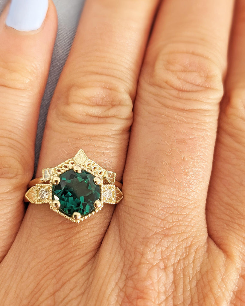 2pc Bridal Set, Emerald Ring & Matching Band Set, Vintage Art Deco Engagement Ring Set, Milgrain 14K Yellow Gold Wedding Ring Set for Women