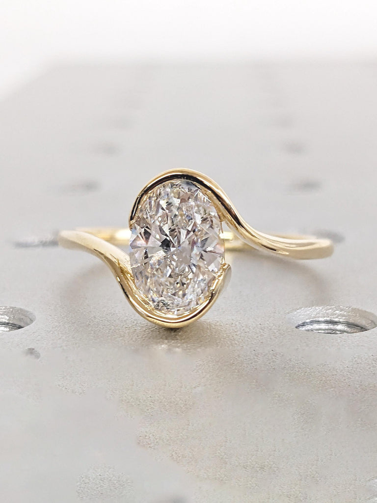 Lab Grown Diamond Engagement Ring, 18k Yellow Gold Bezel Set Ring, Bypass Engagement Rings, Oval Solitaire Ring, Anniversary Gift for Mom