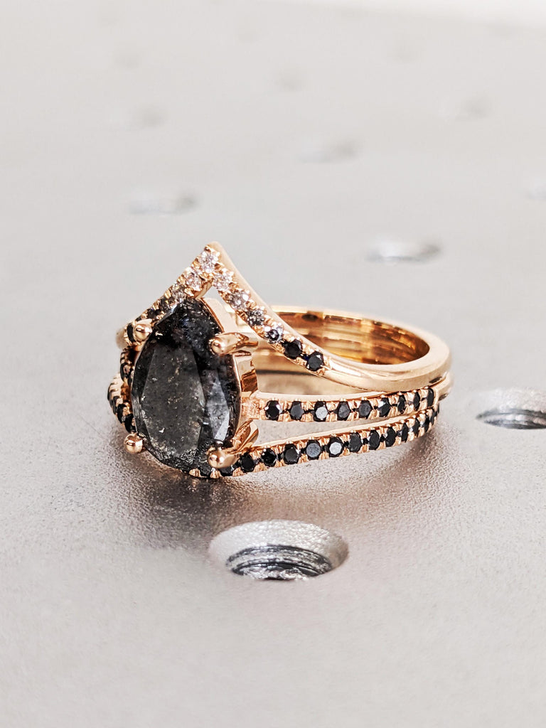 Vintage Pear Cut Salt & Pepper Diamond Bridal Set Wedding Ring, 14K Rose Gold Pave Diamond Band, Brilliant Round Ombre Diamond Stacking Ring