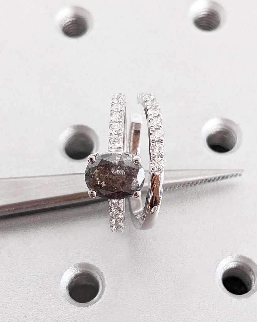 1920's Oval Salt and Pepper Diamond Ring Set, Unique Engagement Ring Set, Vintage Wedding Ring Set, 18K White Gold, Lab Diamond Wedding Band