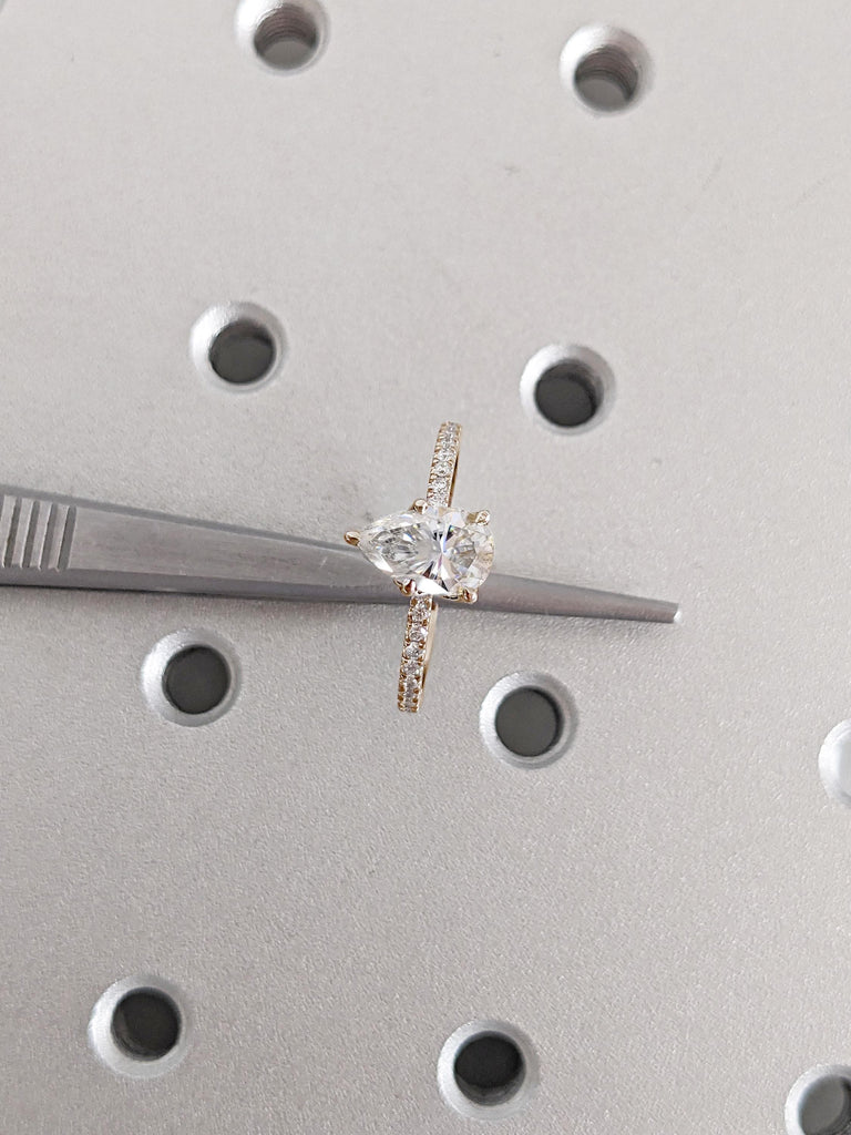 1ct Lab Diamond Ring