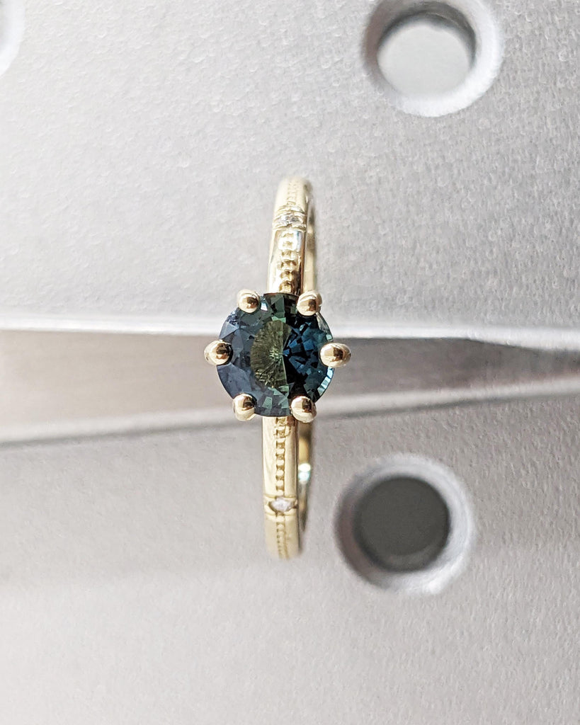 Green Blue Sapphire Engagement Ring | Round cut Teal Sapphire Engagement Ring | Vintage Unique Yellow Gold Ring for Woman | Milgrain Band