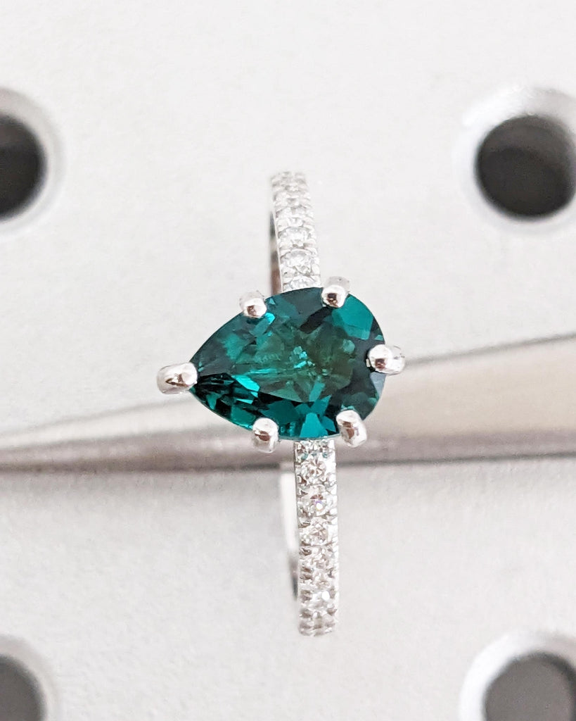 Art Deco Emerald Wedding Anniversary Ring for Her | Pear Cut Ring | 14K Solid White Gold Moissanite Eternity Band | Simple Promise Ring Gift