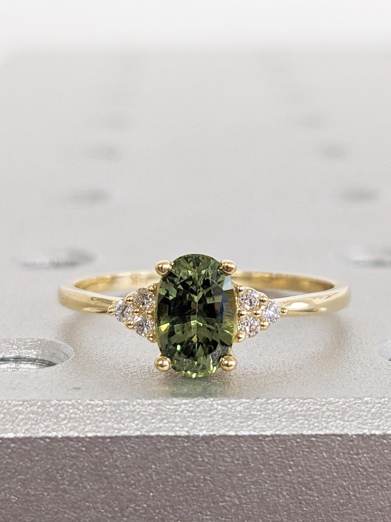 Art Deco Peacock Sapphire Engagement Ring, Oval Cut 18K Solid Gold Ring, Montana Sapphire Gemstone Ring, Diamond Cluster Anniversary Ring
