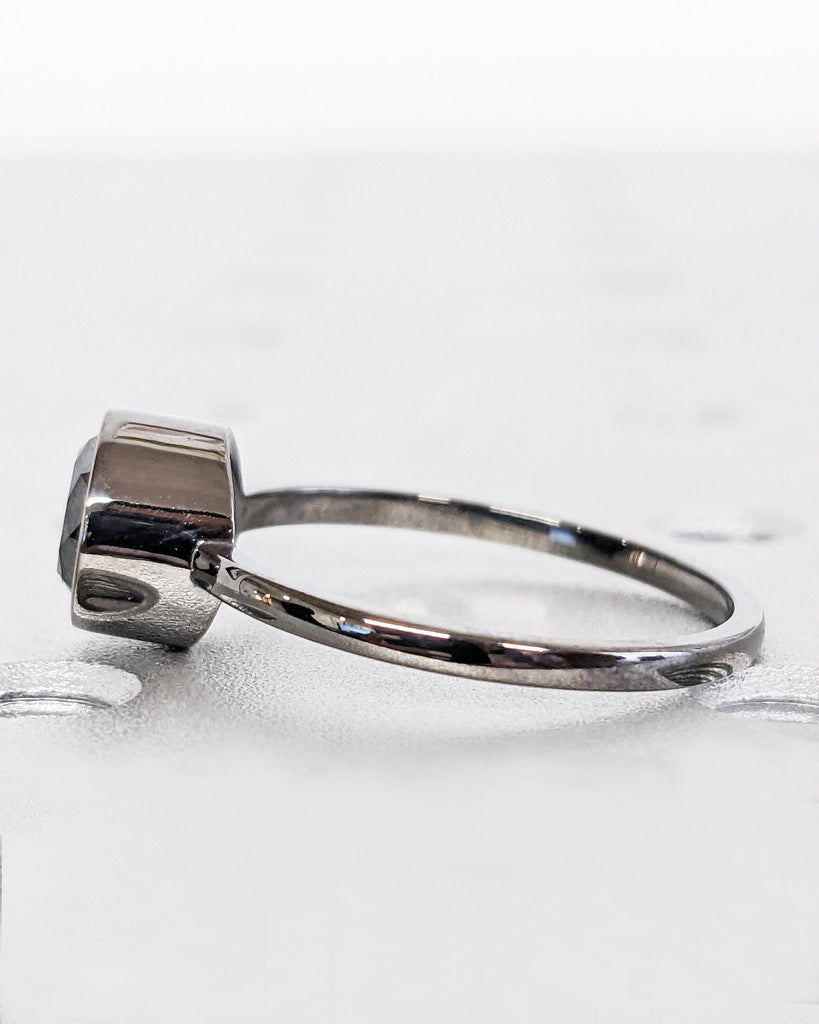 Round Bezel Solitaire Ring Brilliant Cut Galaxy Salt & Pepper Diamond Engagement Ring Dainty Diamond Promise Ring Bezel Ring Black Gold Ring