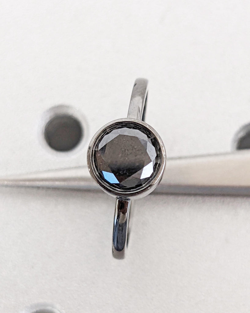 Round Bezel Solitaire Ring Brilliant Cut Galaxy Salt & Pepper Diamond Engagement Ring Dainty Diamond Promise Ring Bezel Ring Black Gold Ring