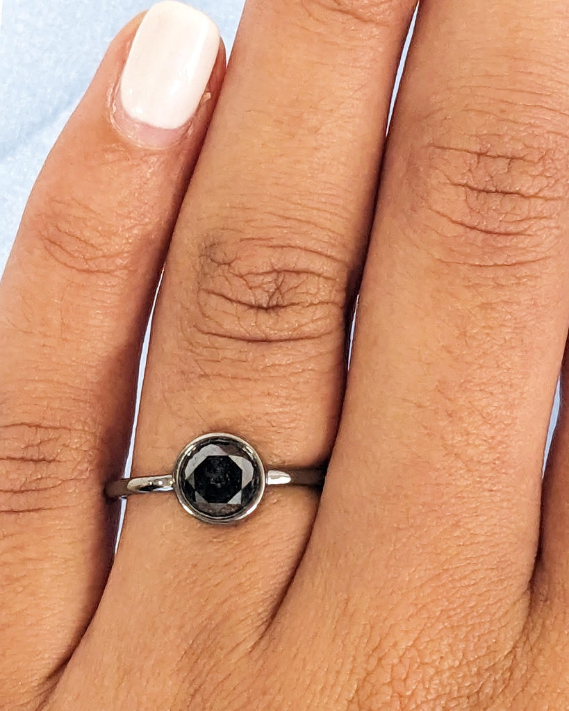 Round Bezel Solitaire Ring Brilliant Cut Galaxy Salt & Pepper Diamond Engagement Ring Dainty Diamond Promise Ring Bezel Ring Black Gold Ring