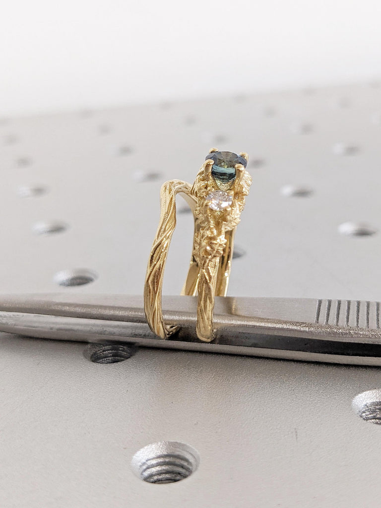 Nature Ring, 18k Solid Gold Ring, Engagement Ring, Peacock Sapphire Ring, Bridal Ring Set for Women, Floral Ring, Tree Bark Stacking Ring