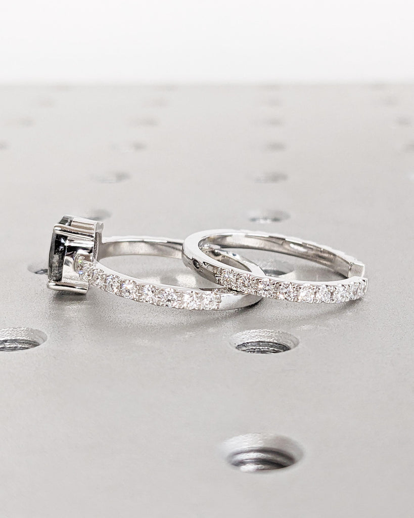 1920's Oval Salt and Pepper Diamond Ring Set, Unique Engagement Ring Set, Vintage Wedding Ring Set, 18K White Gold, Moissanite Wedding Band