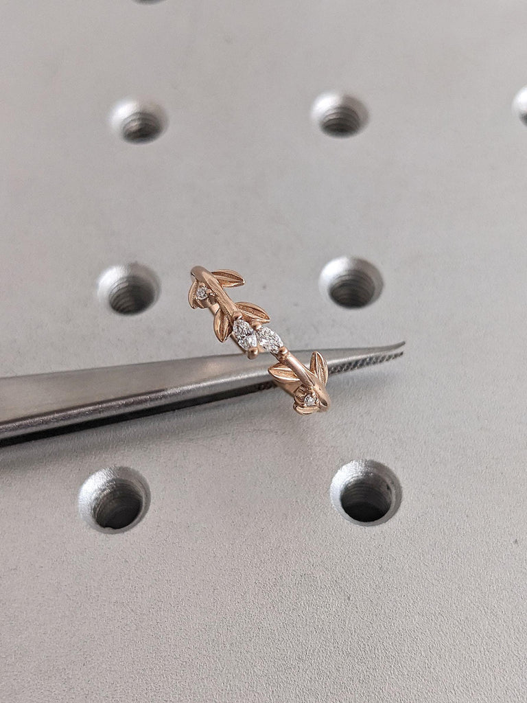 Delicate Leaf Ring | 18k Rose Gold Wedding Ring for Her | Tiny Diamond Ring | Marquise cut Simple Promise Ring | Stacking Ring Matching Ring