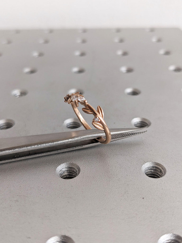 Delicate Leaf Ring | 18k Rose Gold Wedding Ring for Her | Tiny Diamond Ring | Marquise cut Simple Promise Ring | Stacking Ring Matching Ring