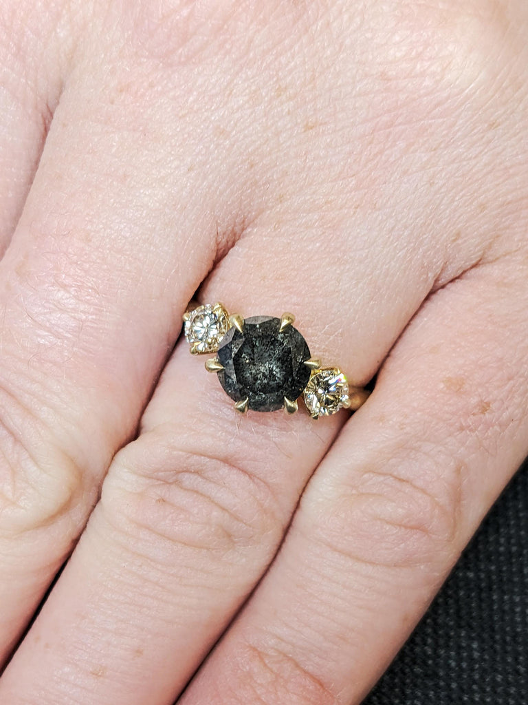 Brilliant Round Raw Salt and Pepper Diamond Engagement Ring, 14K Solid Yellow Gold 3-Stone Diamond Unique Wedding Ring, Claw Prong Gold Ring