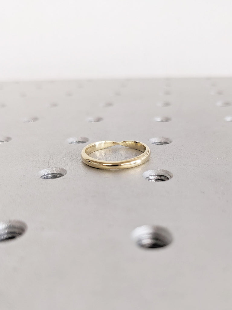 Unique Wedding Band, 14k Yellow Gold Wedding Band, Bow Tie Shaped Matching Ring, Gold Stacking Ring, Simple Wedding Band, Gift for Wife