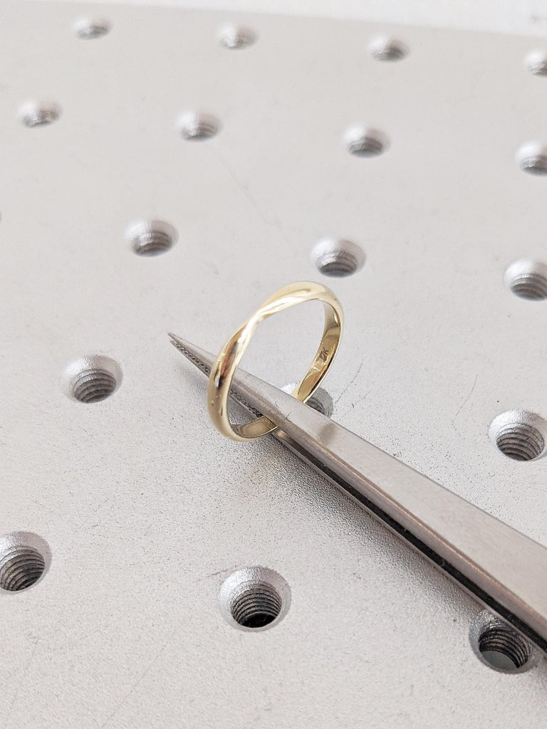 Unique Wedding Band, 14k Yellow Gold Wedding Band, Bow Tie Shaped Matching Ring, Gold Stacking Ring, Simple Wedding Band, Gift for Wife