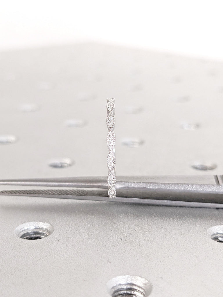 Diamond Wedding Band, Unique Diamond Eternity Ring, 14k White Gold Stacking Ring, Dainty Wedding Band, Milgrain Ring, Wedding Band Women
