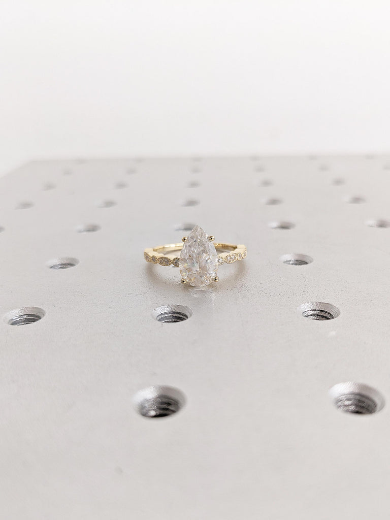Pear Engagement Ring, Lab Grown Diamond Ring, Milgrain 18k Yellow Gold Promise Ring, Dainty Diamond Ring, Vintage Style Ring, Gift for Wife