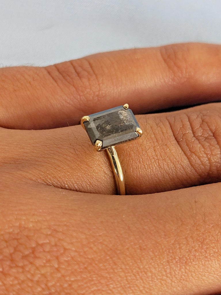 Dainty 14k Solid Gold Ring, Unique Solitaire Ring, Bridal Gift for Her