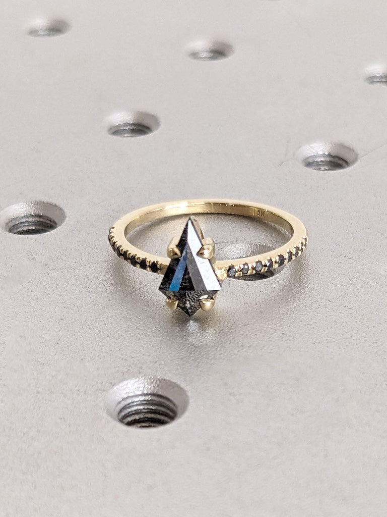 Salt and Pepper Bridal Jewelry Kite Shape Ring | Handmade Diamond Ring | Vintage Yellow Gold Wedding Ring | Paved Black Diamond Wedding Band