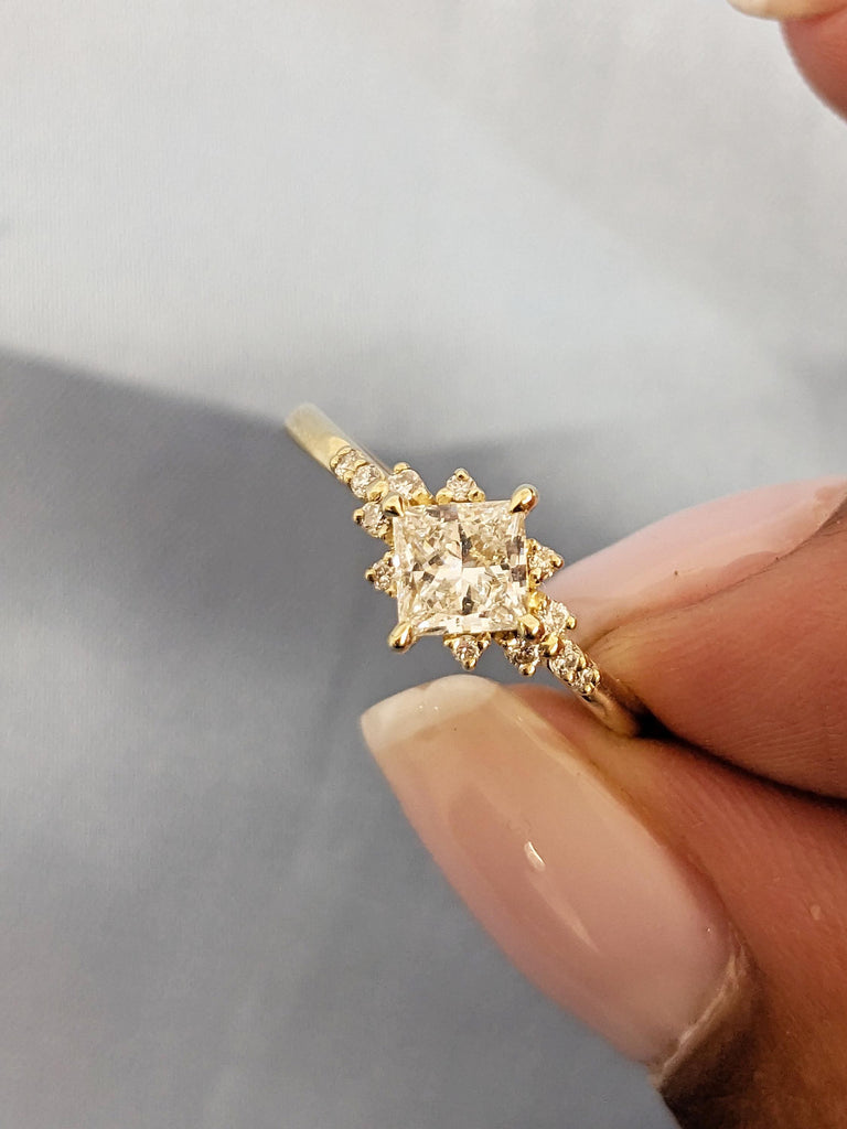 Lab Grown Diamond Engagement Ring, 14k Solid Gold Anniversary Ring, Princess Cut Ring, Unique Starburst Diamond Cluster Ring, Gift for Wife