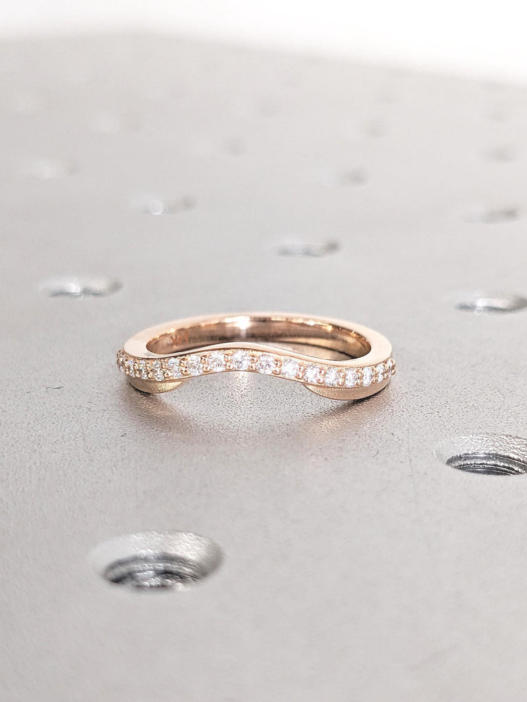 Women&#39;s Wedding Band, Personalized Gift for Her, Dainty Wedding Band