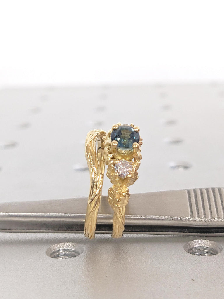 Nature Inspired Ring, 18k Gold Engagement Ring Set, Lab Diamond, Teal Sapphire Ring, Tree Bark Matching Ring, Anniversary Ring, Gift for Her