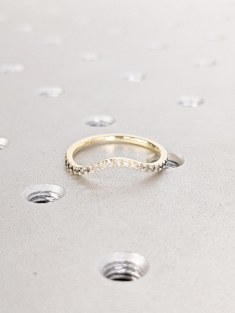 Curved Wedding Band, Dainty 14k Gold Stacking Ring for Women, Matching Ring, Wedding Band Women, Anniversary Gift, Unique Ombre Diamond Band