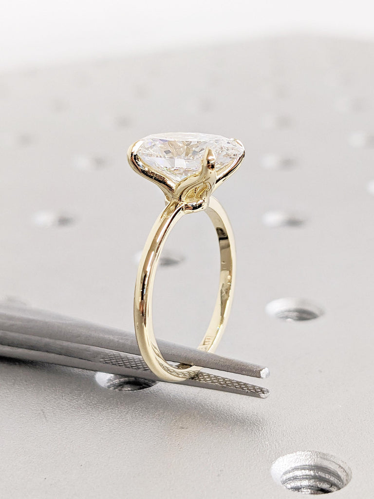 2.5CT Oval Engagement Ring, Lab Grown Diamond Ring, 14k Solid Gold Ring, Tulip Floral Ring, Anniversary Gifts for Wife, Lab Created Diamond