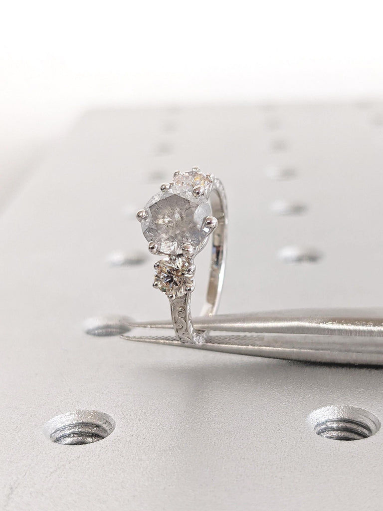 Round Salt and Pepper Diamond Engagement Ring, 18k White Gold Ring, Three Stone Ring, Personalized Statement Ring, Anniversary Gift for Her