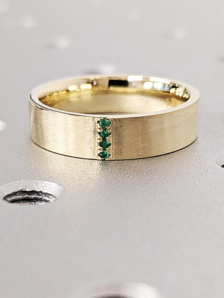 14K Solid Yellow Gold Green Emerald Cut Men's Wedding Band, Round Cut Emerald Brushed Finished Engagement Ring, Simple 5mm Gold Band For Him