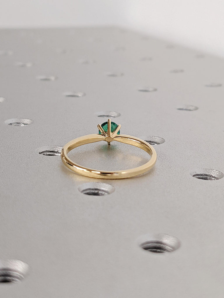 Dainty Green Lab Emerald Women's Engagement Ring, 18K Solid Yellow Gold Round Cut Solitaire Wedding Band, Custom Bridal Wedding Jewelry