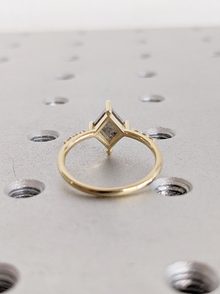 Kite Cut Salt and Pepper Diamond Engagement Ring, 14k Solid Gold Ring, Vintage Wedding Ring, Kite Shaped Ring, Anniversary Ring, Bridal Gift