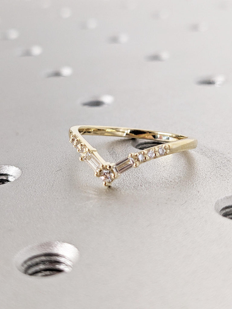 14k Gold Wedding Band, Stacking Ring, Gold Chevron Ring, Curved Wedding Ring, Baguette Cut Diamond, Women's Wedding Band, Gold Baguette Ring