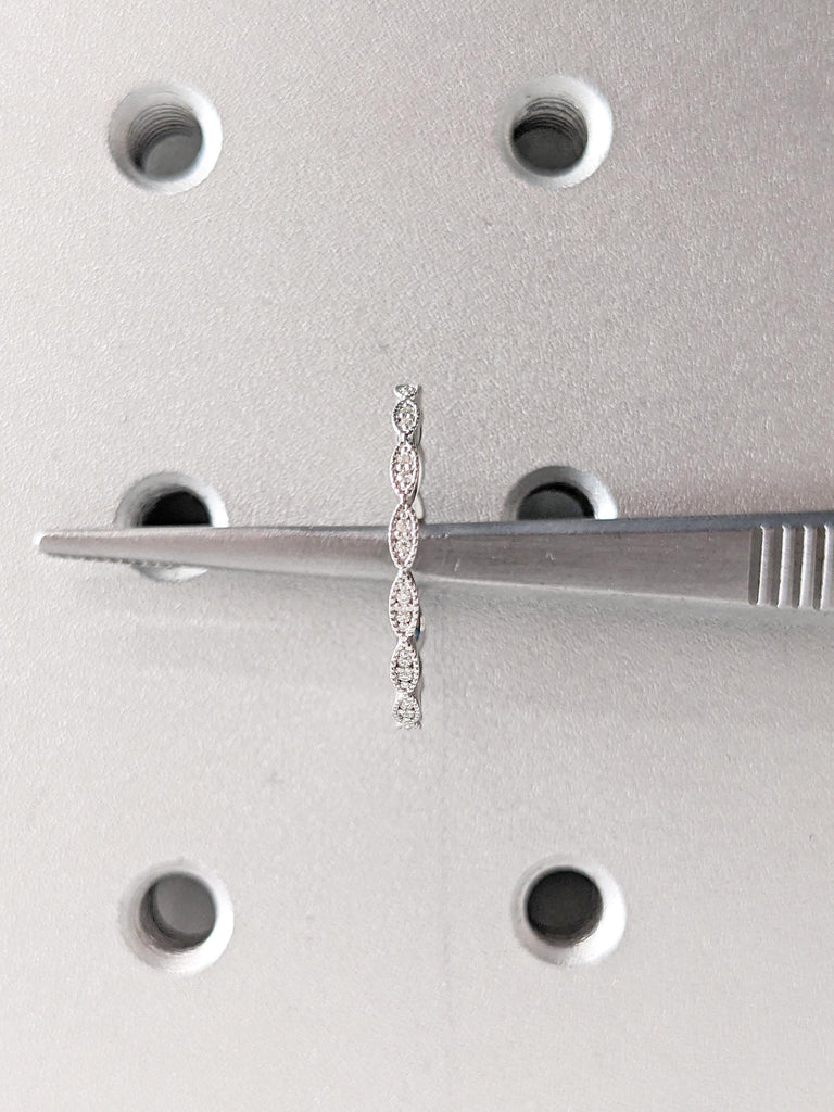 Diamond Wedding Band, Unique Diamond Eternity Ring, 14k White Gold Stacking Ring, Dainty Wedding Band, Milgrain Ring, Wedding Band Women