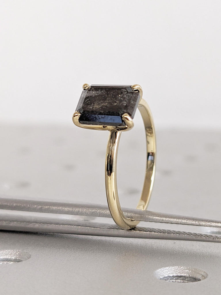 Salt and Pepper Diamond Wedding Ring, Emerald Cut Engagement Ring, 14k Gold Promise Ring for Her, Minimalist Ring, Emerald Cut Diamond Ring