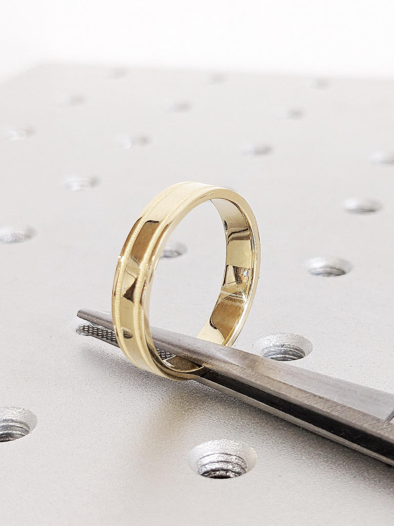 Plain Milgrain Gold Wedding Band, Minimalist 14K Solid Yellow Gold Ring Milgrain Edge, Classic Men's Engagement Ring, Polished Finish Band