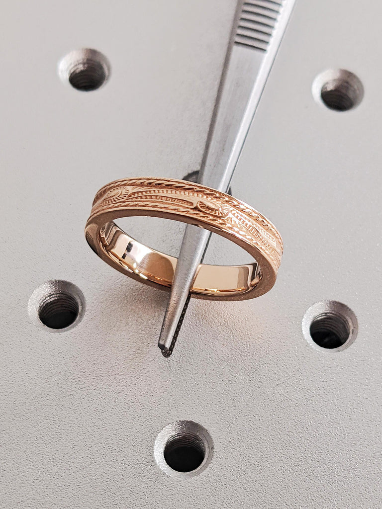 Vintage Ropes Engraved Rose Gold Wedding Band | Unique Texture Men’s Engagement Ring | 14K Solid Rose Gold Ring | Intricate Scroll Engraved